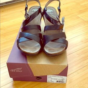 Dansko Frida wedges black size 42